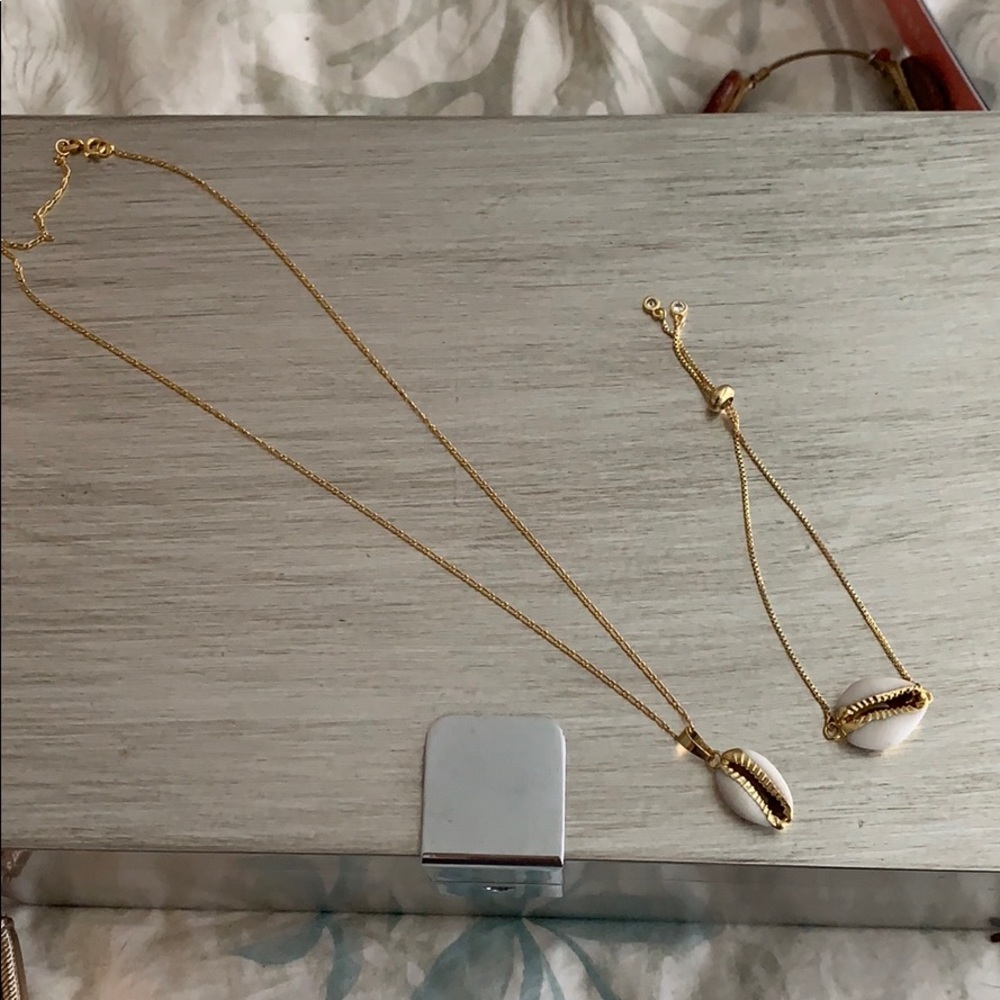 Conch shell jewelry set